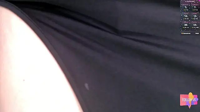 vip_sweetnes live cam on StripChat