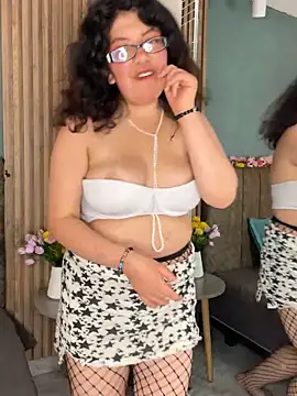 Watch Rose_Amber live on EroticFlix - High definition streams