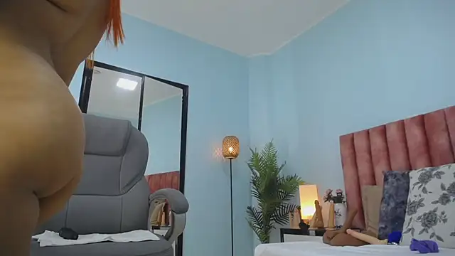 nana_levy webcam