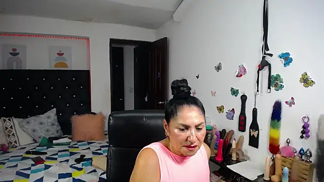 mature_bigboobs10 webcam