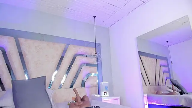REINA_ADAHARA