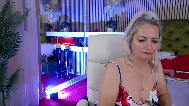LadyTouch webcam