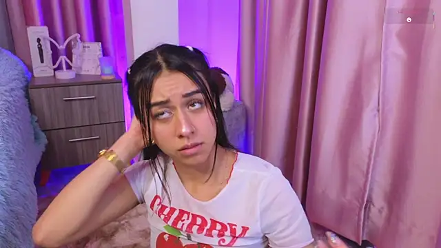 Emiily_Scott1 webcam