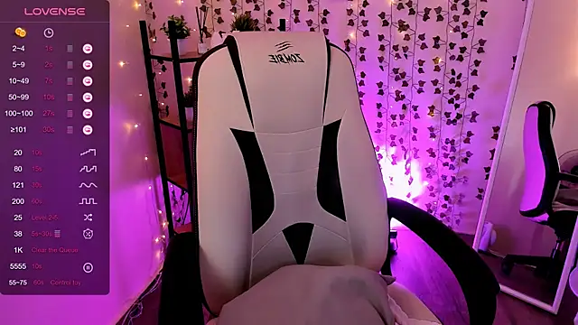 AnyaTaylor_ webcam