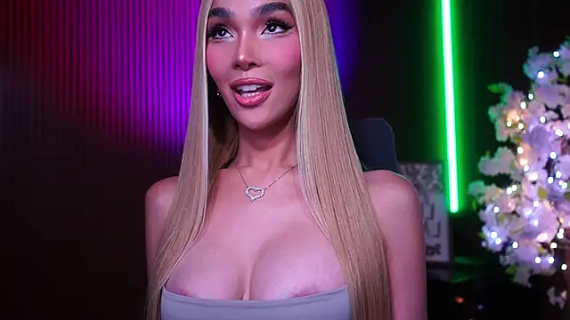 xxforyoureyesonlyxx webcam