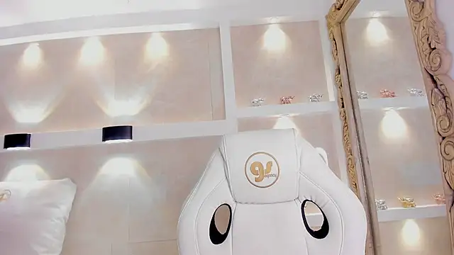 juliana_smithh webcam