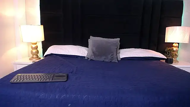 SkylerBigxxx webcam
