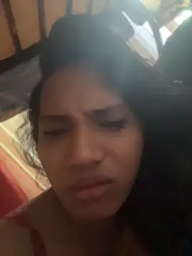 slutty_aki webcam