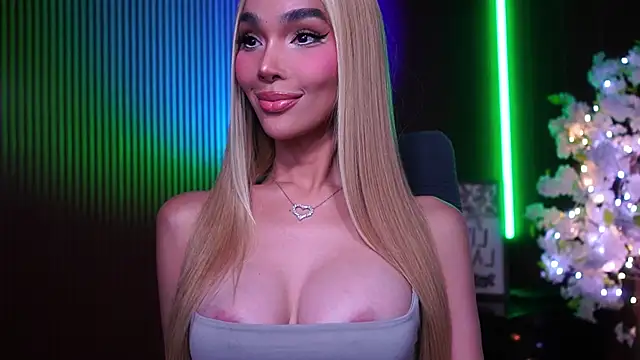 xxforyoureyesonlyxx webcam