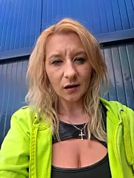 KaylinJan webcam