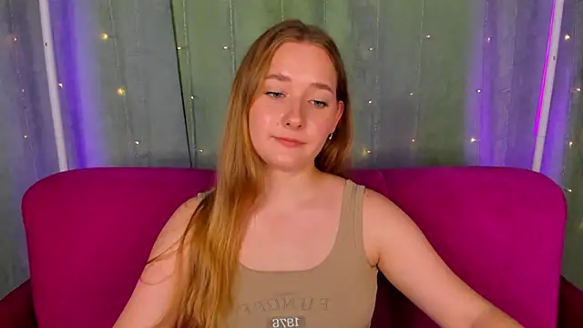 AlinaVice webcam