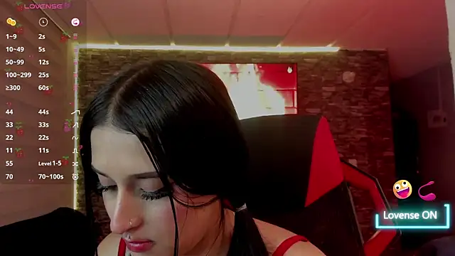 Charlotte_greys webcam