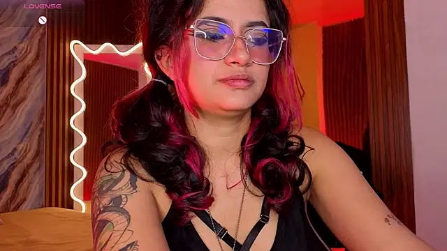 kristen_tay webcam