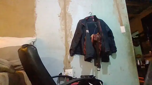 Nicky52 webcam
