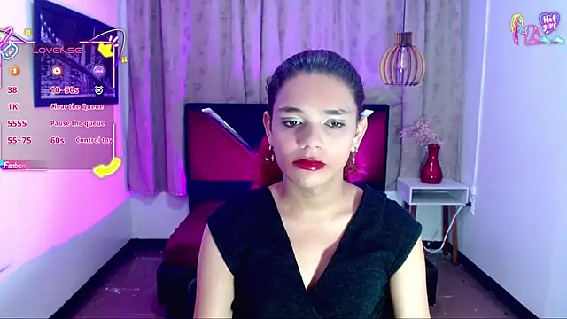luisa__torres webcam