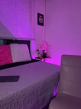 SussyRoxy_ webcam
