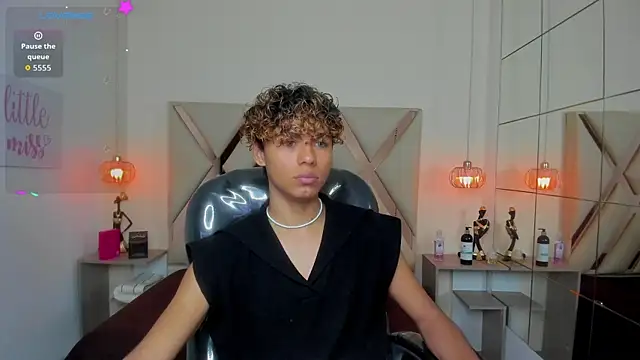 Anyelo_Twink webcam
