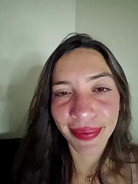 loveuu-bae webcam