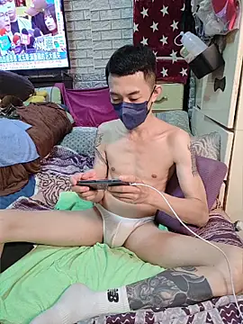 Christopher1024 webcam