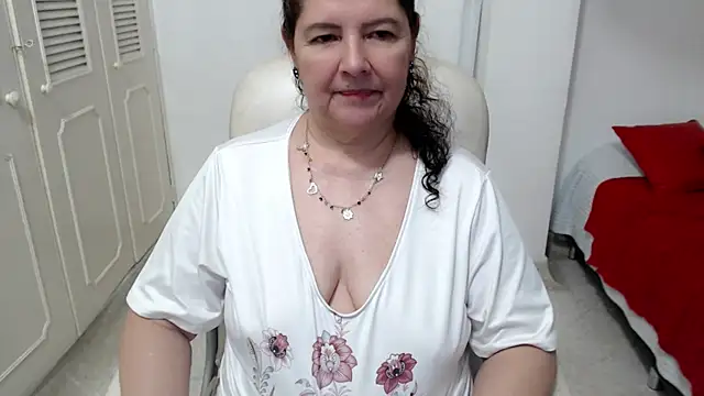 leonela_69 webcam