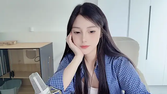 holo_love webcam