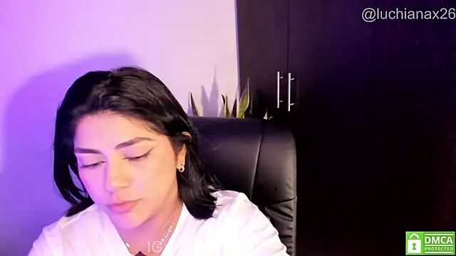 lucy26_ webcam