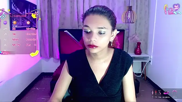 luisa__torres webcam