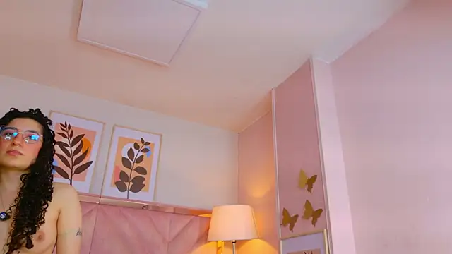 DemiJones_ webcam