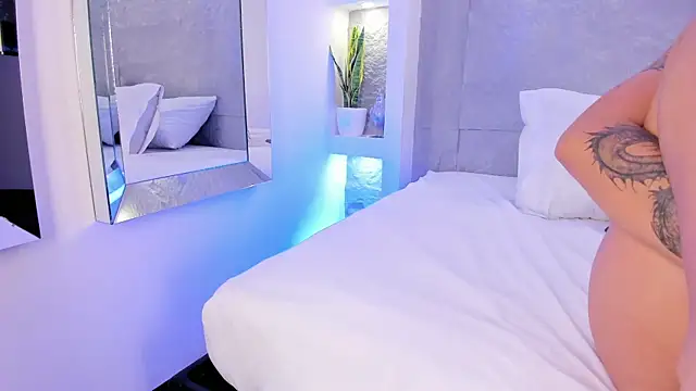 CristalCollins_ webcam