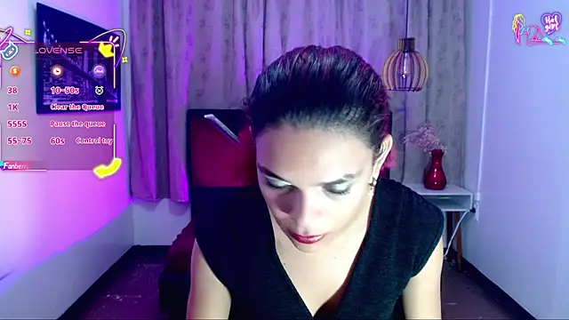 luisa__torres webcam