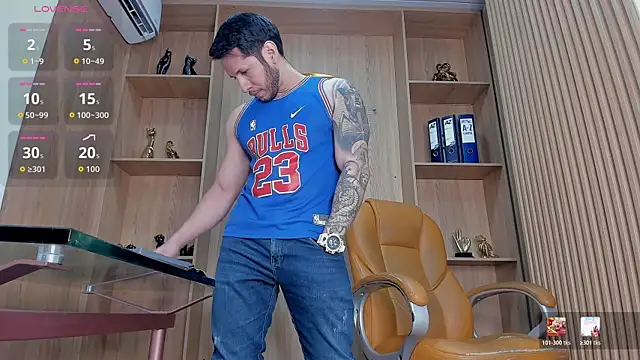Watch George_Diesell live on EroticFlix - High definition streams