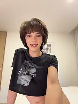 Carlita_cute live cam on StripChat