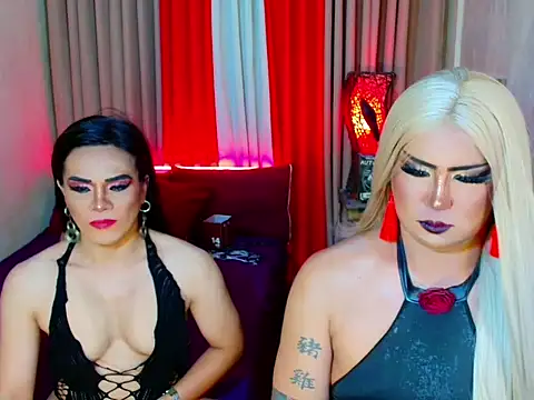 Wildest_Slave_Huntress webcam