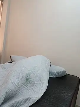 031BigBootyMale live cam on StripChat