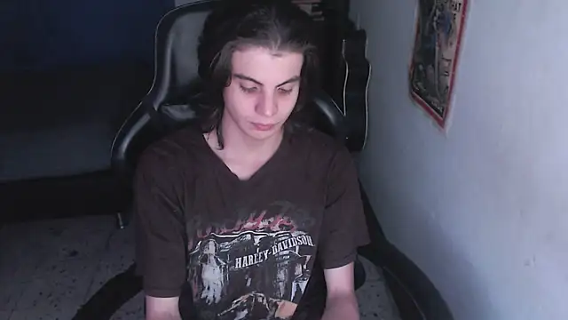 Elastic_Fantasy webcam