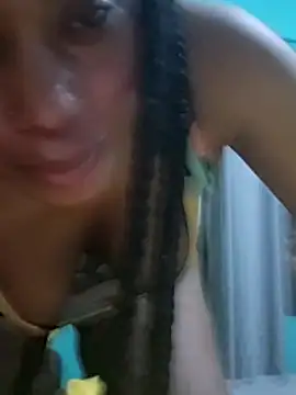 HONEYSWEETS_LIVE live cam on StripChat