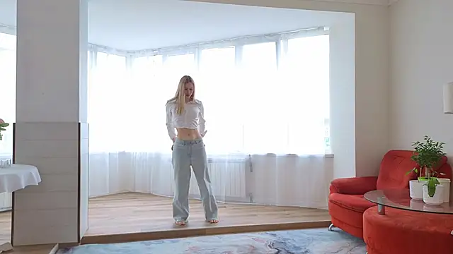DanikaGudinas webcam