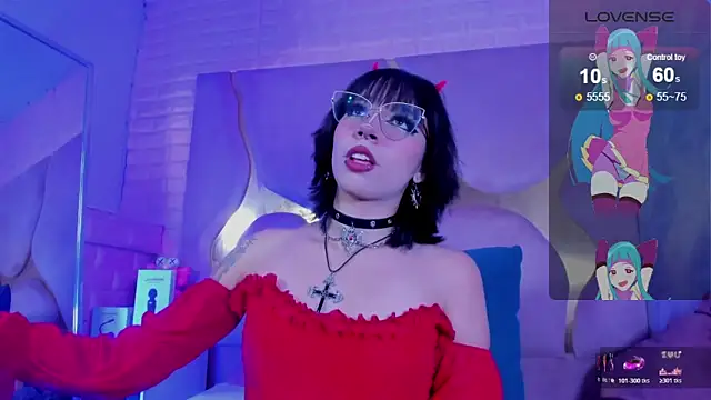 NaniiSisy webcam