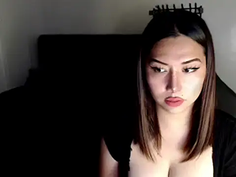 urqueendominant live cam on StripChat