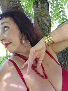 Watch GypsyEsmeralda live on EroticFlix - High definition streams