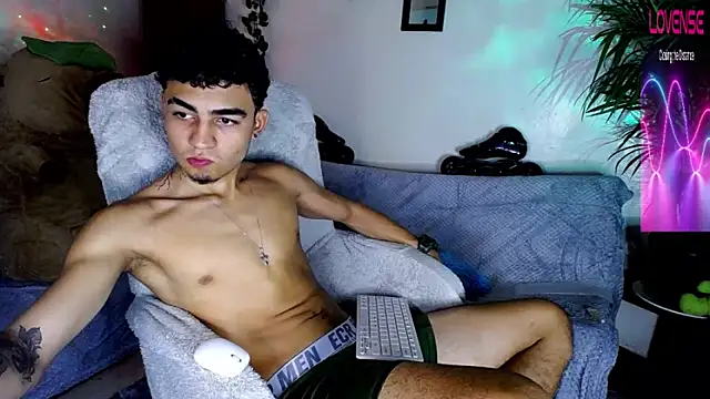 tiancam live cam on StripChat