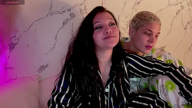 MarcellaGriffin webcam