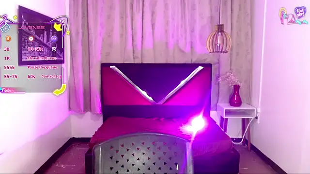 luisa__torres webcam