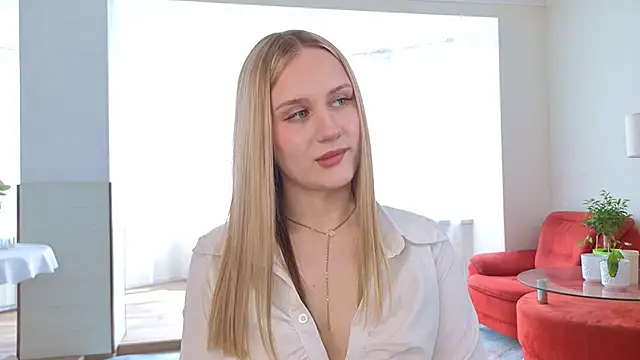 DanikaGudinas webcam