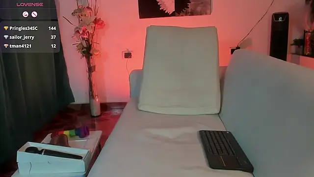 MAtureAntonella webcam