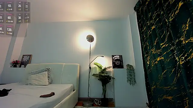 innocent_eva1 webcam