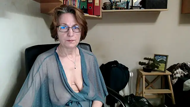 katemodel webcam