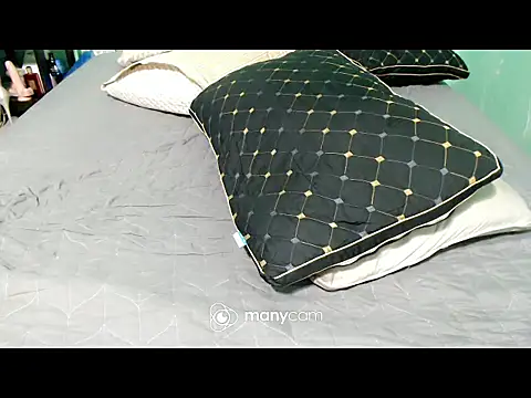 SeductiveNikki webcam