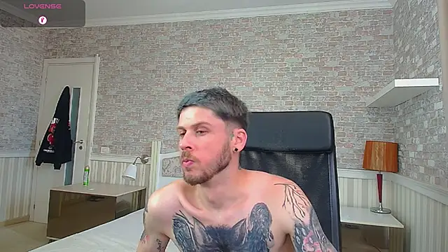JonahShaw webcam