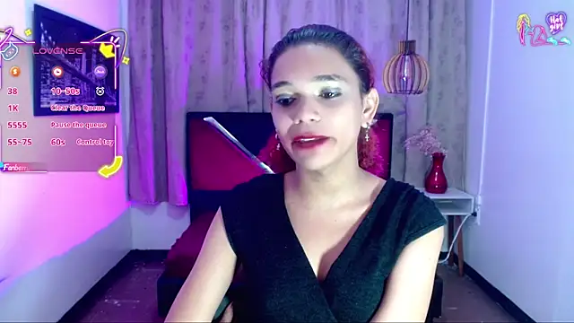 luisa__torres webcam